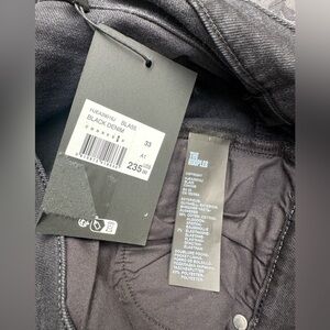 NWT The Kooples Black Denim Jeans
Size 33 inseam 31”